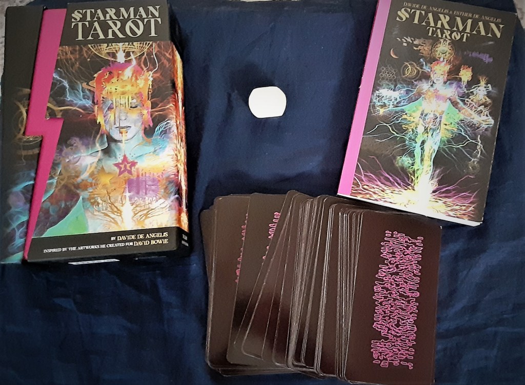 The Starman Tarot:&nbsp;Review